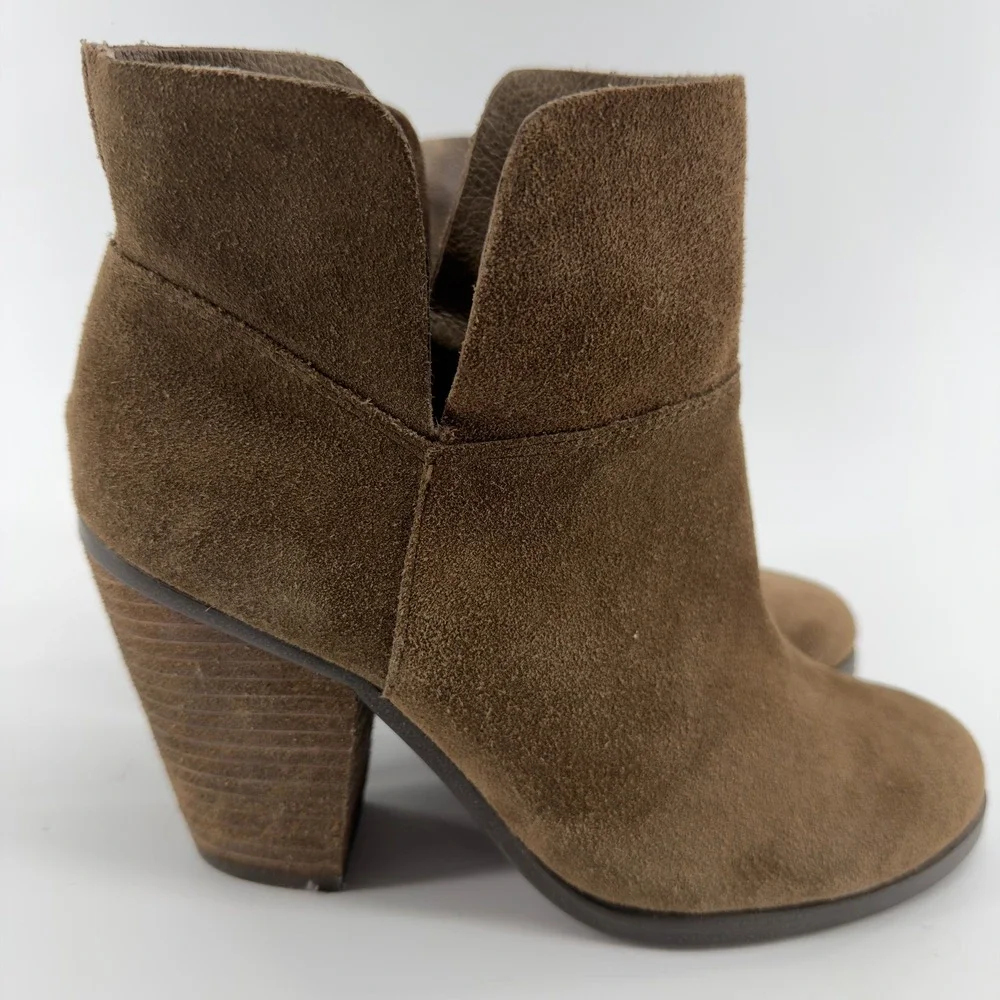 Vince Camuto Brown Suede Split‎ Shaft Block Heel Ankle Boots 7M